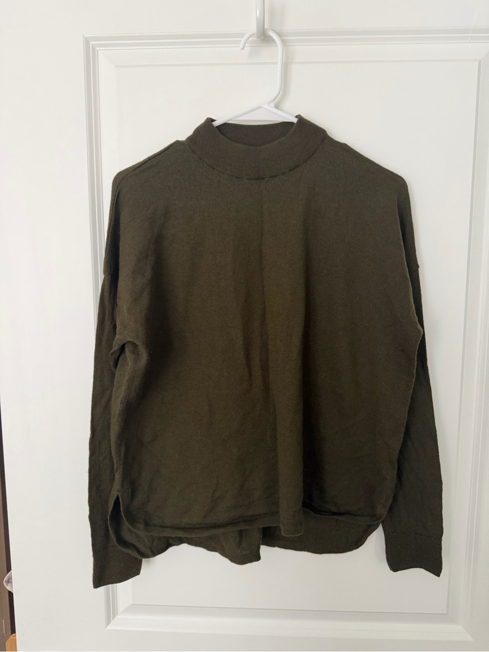 Madewell Women’s 100% Wool Olive Mockneck Sweater